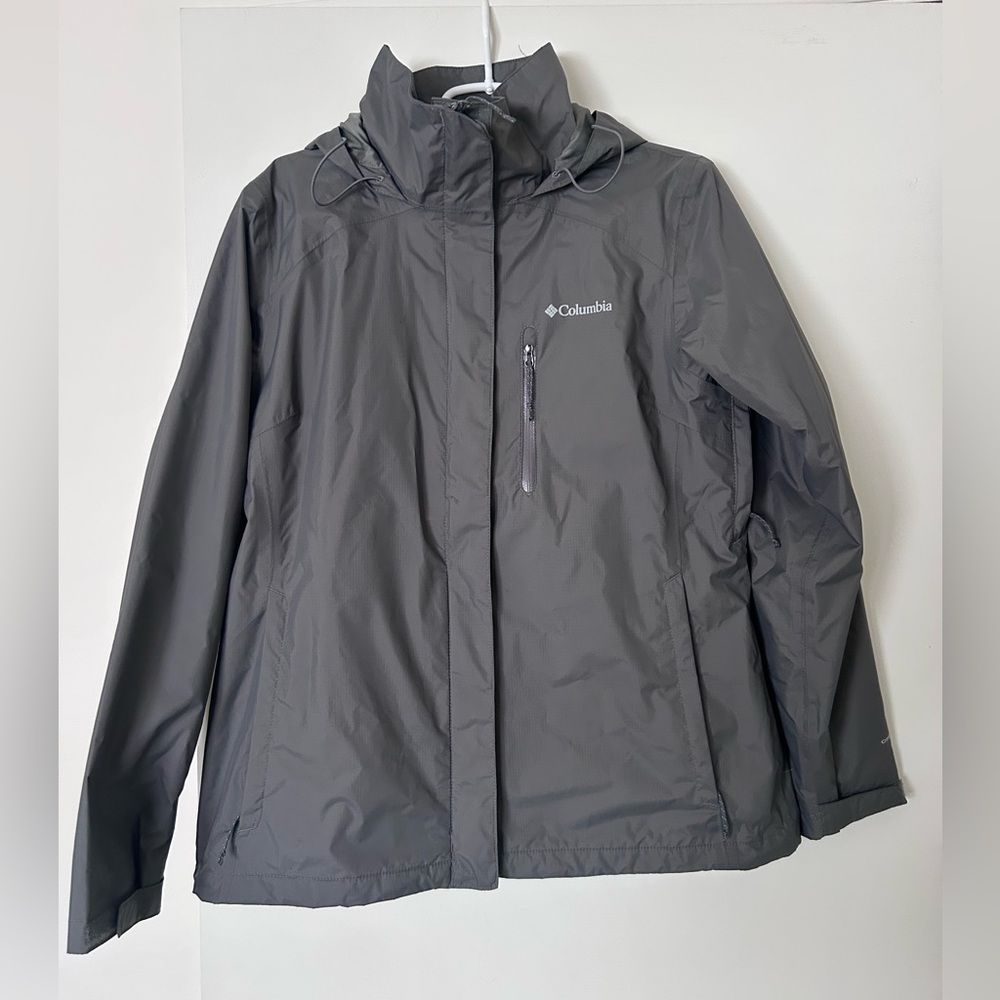 Columbia Charcoal Gray Windbreaker